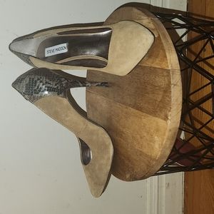 Steve Madden pumps